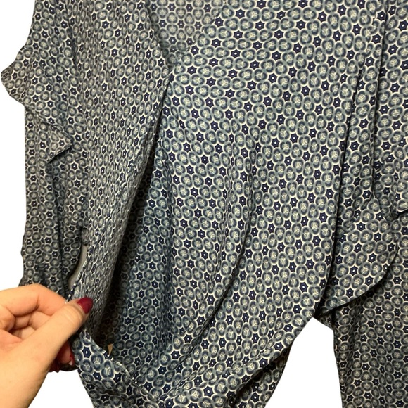 Max Studio Monochrome Patterned Blouse - Picture 5 of 5